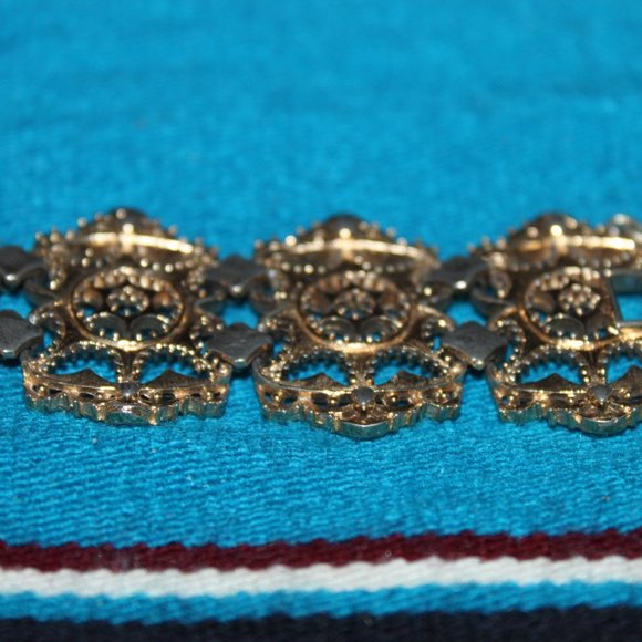 Vintage Gold Tone Filigree Bracelet with matching earrings  (Monet) - Picture 11 of 12